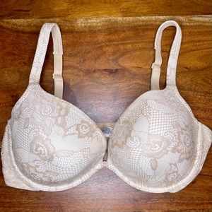 Lilyette 40D Lace Underwire Bra Cream